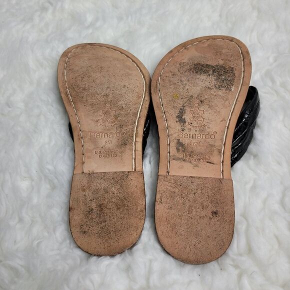 Bernardo Miami Women's Size 6 Black Leather Sandals Shoes - Picture 8 of 9